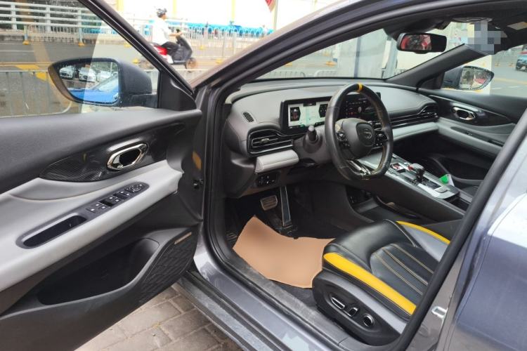 Used GAC Trumpchi EMPOW 2021 270T DCT J16 Version Driver Seat