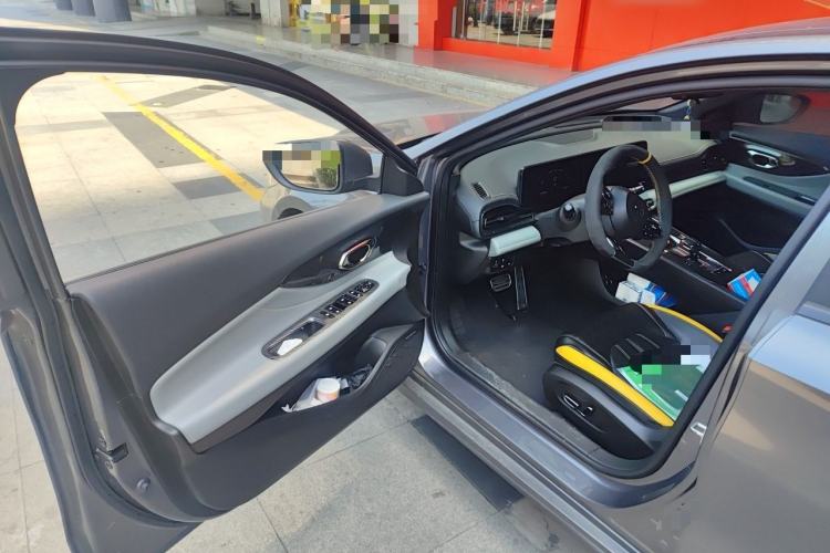 Used GAC Trumpchi EMPOW 2021 270T DCT J15 Version Driver Seat