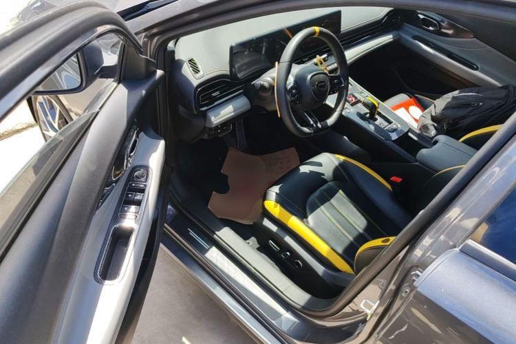 Used GAC Trumpchi EMPOW 2021 270T DCT J16 Version Driver Seat