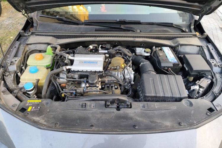 Used GAC Trumpchi EMPOW 2021 270T DCT J15 Version Engine Bay