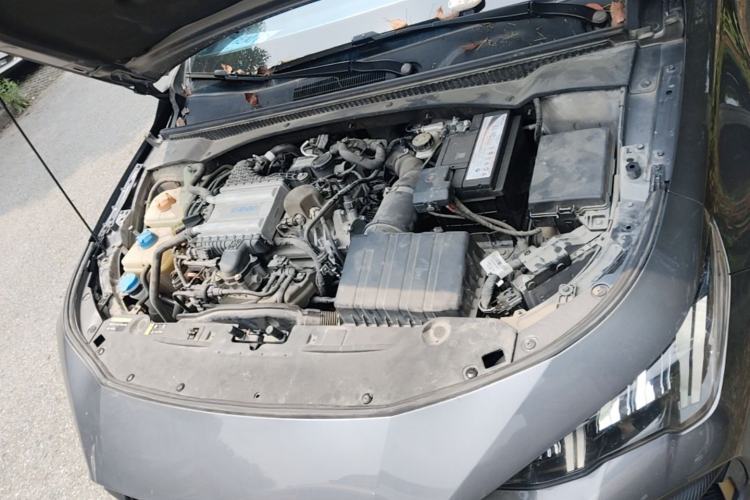 Used GAC Trumpchi EMPOW 2021 270T DCT J16 Version Engine Bay