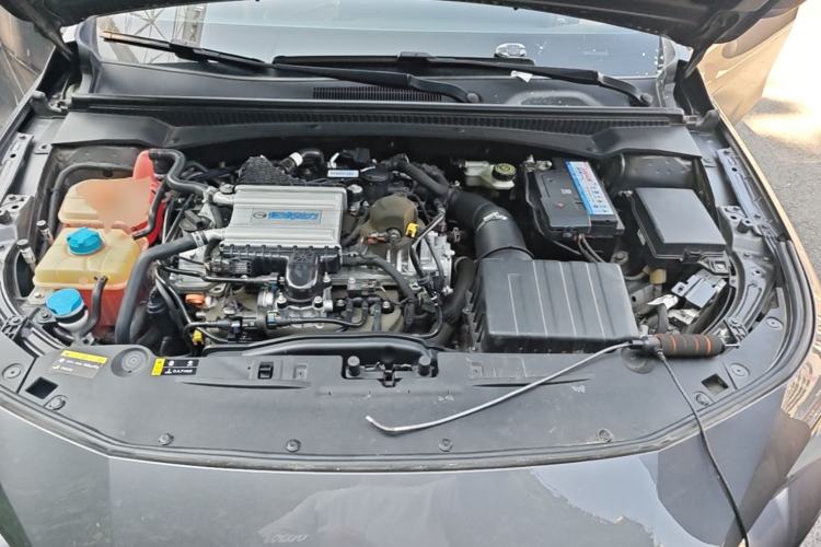 Used GAC Trumpchi EMPOW 2021 270T DCT J15 Version Engine Bay