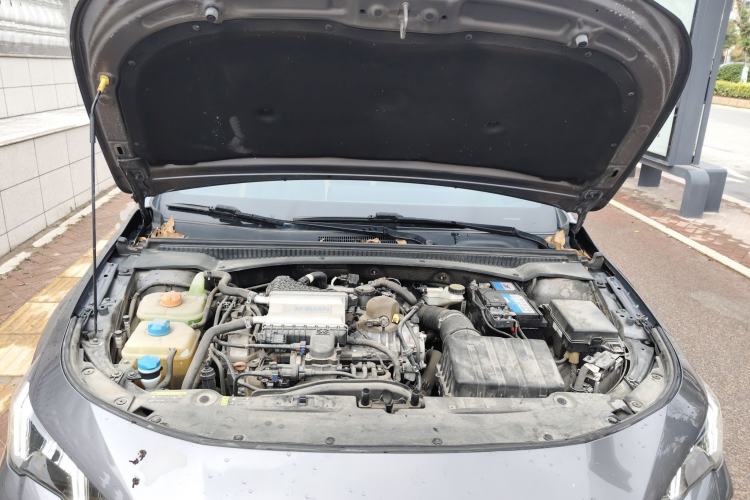 Used GAC Trumpchi EMPOW 2021 270T DCT J15 Version Engine Bay