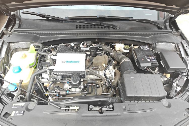 Used GAC Trumpchi EMPOW 2021 270T DCT J15 Version Engine Bay