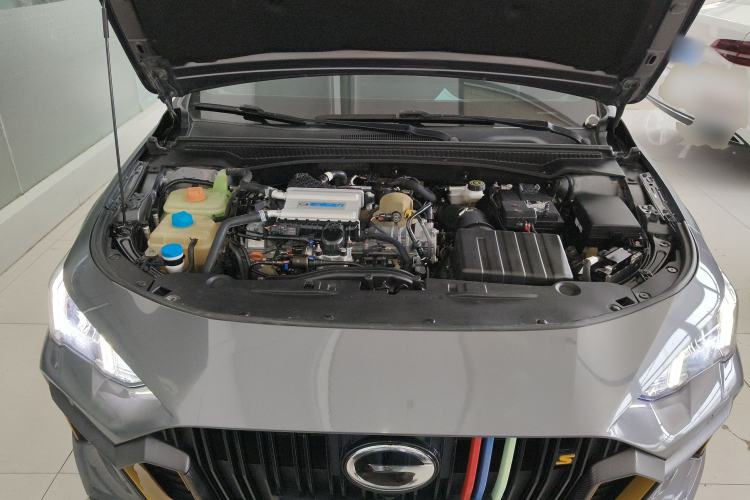 Used GAC Trumpchi EMPOW 2021 270T DCT J15 Version Engine Bay