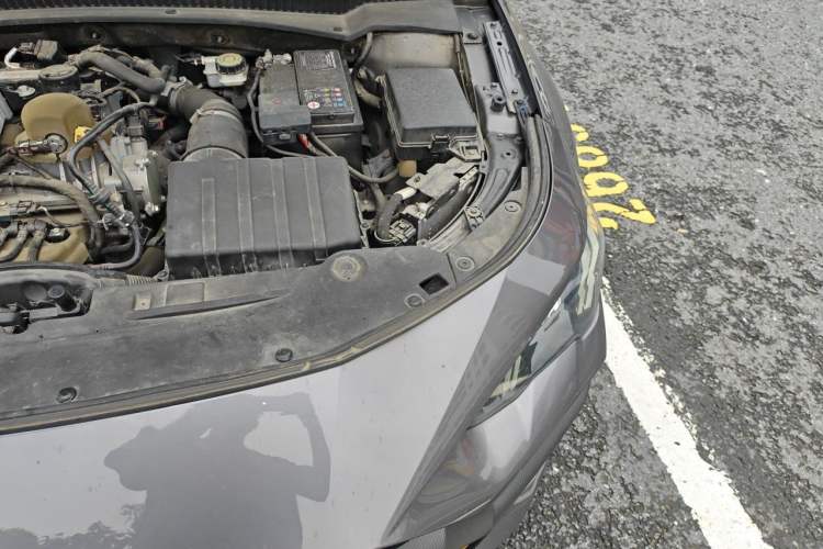 Used GAC Trumpchi EMPOW 2021 270T DCT J16 Version Engine Bay Left