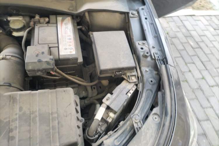 Used GAC Trumpchi EMPOW 2021 270T DCT J11 Version Engine Bay Left