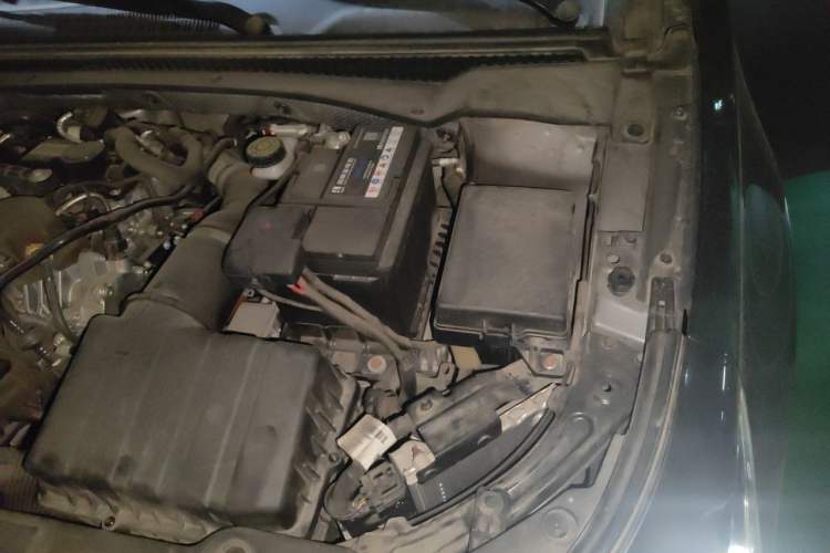 Used GAC Trumpchi EMPOW 2021 270T DCT J16 Version Engine Bay Left