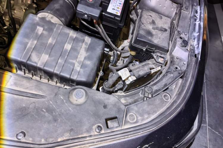 Used GAC Trumpchi EMPOW 2021 270T DCT J15 Version Engine Bay Left