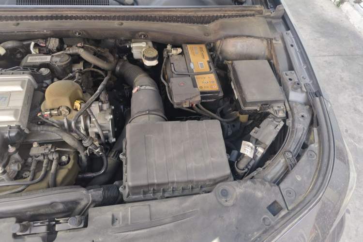 Used GAC Trumpchi EMPOW 2021 270T DCT J16 Version Engine Bay Left