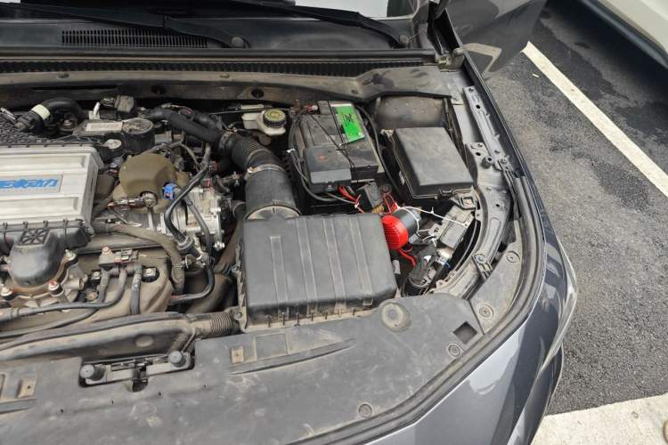Used GAC Trumpchi EMPOW 2021 270T DCT J15 Version Engine Bay Left