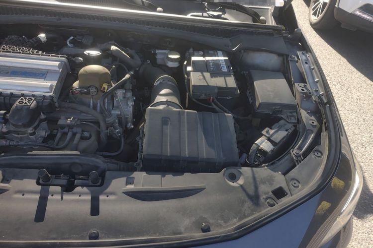 Used GAC Trumpchi EMPOW 2021 270T DCT J15 Version Engine Bay Left