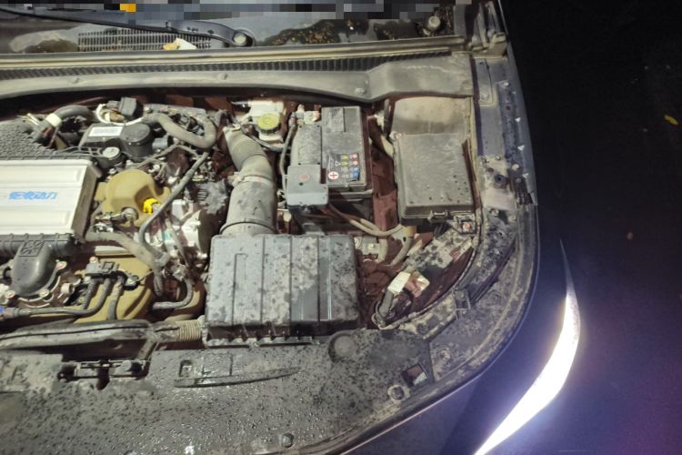 Used GAC Trumpchi EMPOW 2021 270T DCT J16 Version Engine Bay Left