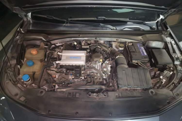 Used GAC Trumpchi EMPOW 2021 270T DCT J16 Version Engine Bay