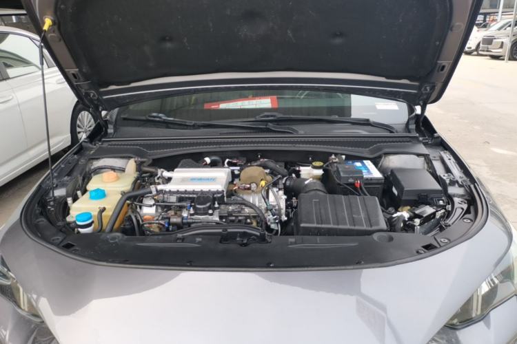 Used GAC Trumpchi EMPOW 2021 270T DCT J16 Version Engine Bay