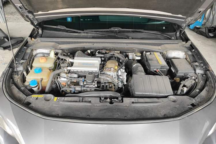 Used GAC Trumpchi EMPOW 2021 270T DCT J16 Version Engine Bay