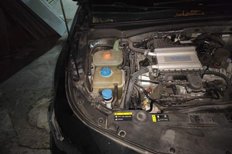 Used GAC Trumpchi EMPOW 2021 270T DCT J15 Version Engine Bay Right