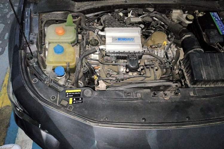 Used GAC Trumpchi EMPOW 2021 270T DCT J15 Version Engine Bay Right