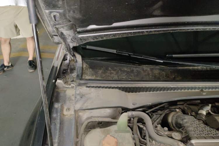 Used GAC Trumpchi EMPOW 2021 270T DCT J16 Version Engine Bay Right