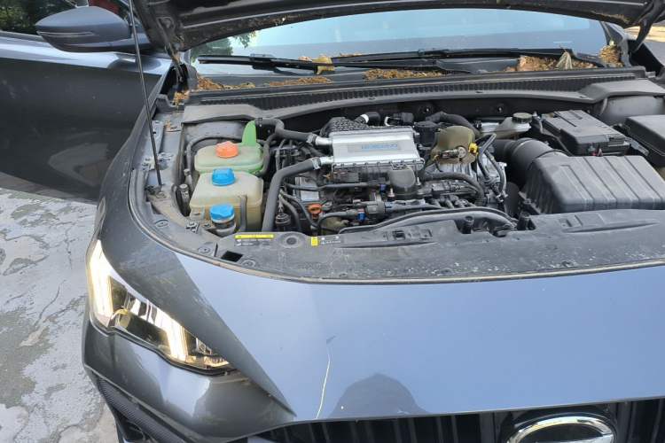 Used GAC Trumpchi EMPOW 2021 270T DCT J15 Version Engine Bay Right