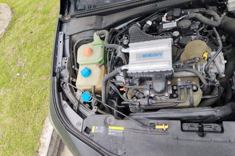 Used GAC Trumpchi EMPOW 2021 270T DCT J16 Version Engine Bay Right