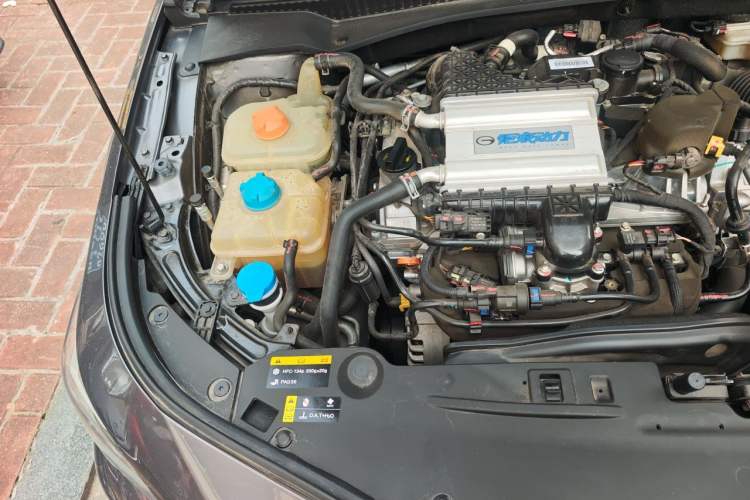 Used GAC Trumpchi EMPOW 2021 270T DCT J15 Version Engine Bay Right
