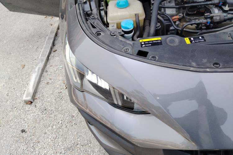 Used GAC Trumpchi EMPOW 2021 270T DCT J15 Version Engine Bay Right