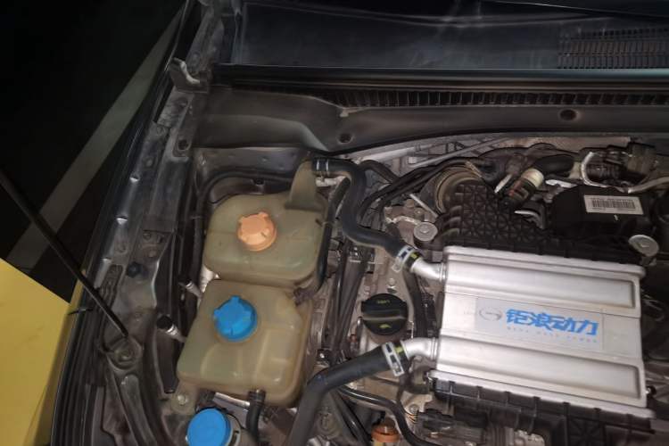 Used GAC Trumpchi EMPOW 2021 270T DCT J16 Version Engine Bay Right