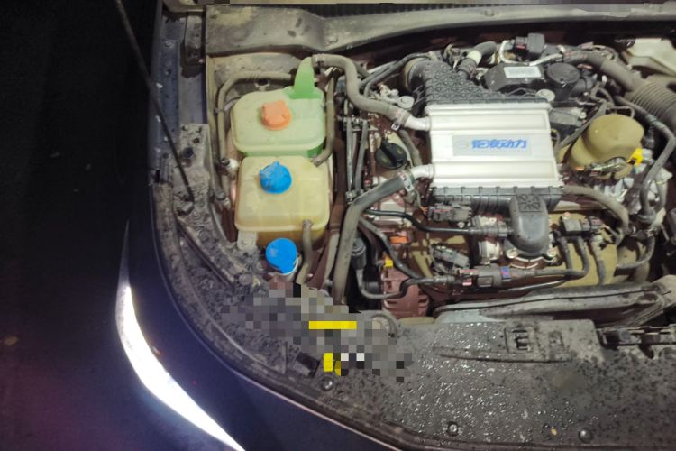 Used GAC Trumpchi EMPOW 2021 270T DCT J16 Version Engine Bay Right
