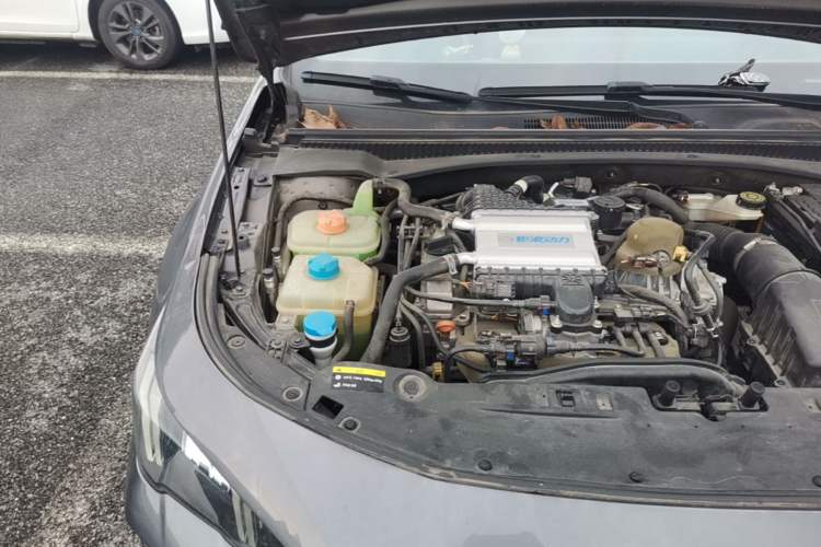 Used GAC Trumpchi EMPOW 2021 270T DCT J15 Version Engine Bay Right