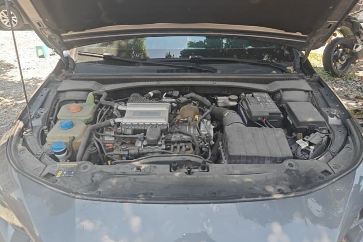 Used GAC Trumpchi EMPOW 2021 270T DCT J15 Version Engine Bay