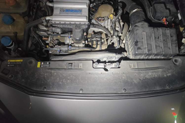 Used GAC Trumpchi EMPOW 2021 270T DCT J15 Version Engine Bay