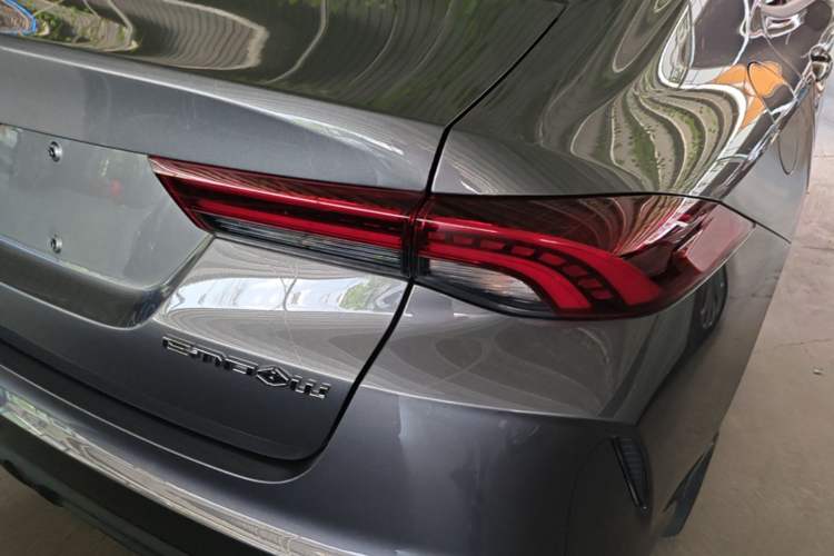 Used GAC Trumpchi EMPOW 2021 270T DCT J10 Flying Man Edition Exterior 2