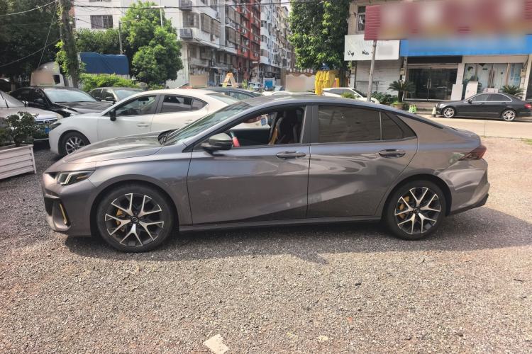 Used GAC Trumpchi EMPOW 2021 270T DCT J15 Version Exterior 2