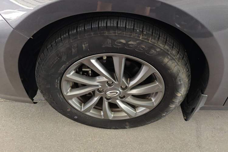 Used GAC Trumpchi EMPOW 2021 270T DCT J10 Flying Man Edition Exterior 3