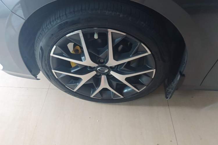 Used GAC Trumpchi EMPOW 2021 270T DCT J16 Version Exterior 4