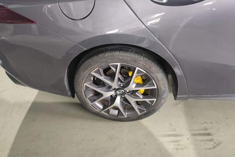 Used GAC Trumpchi EMPOW 2021 270T DCT J15 Version Exterior 5