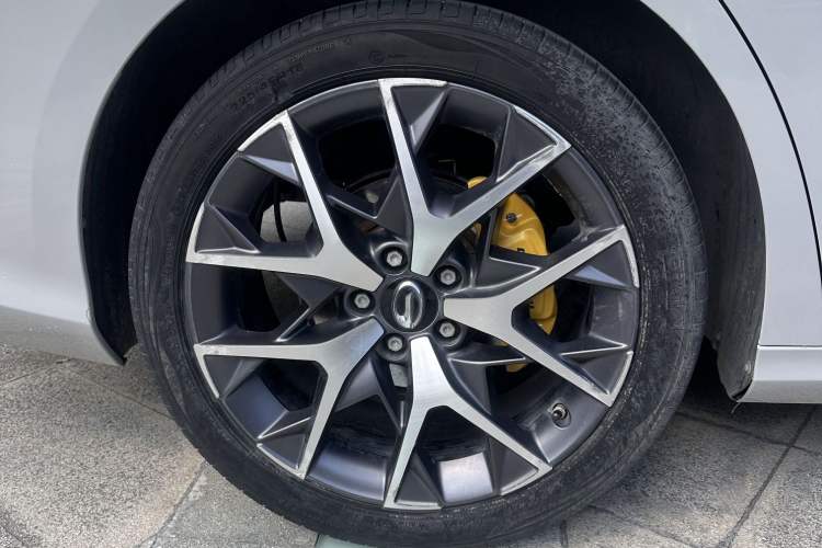 Used GAC Trumpchi EMPOW 2021 270T DCT J16 Version Exterior 9