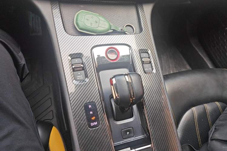 Used GAC Trumpchi EMPOW 2021 270T DCT J15 Version Gear Lever