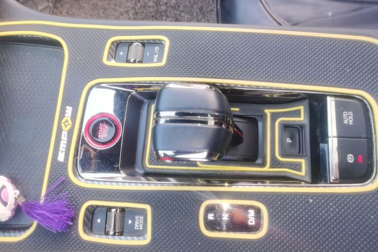 Used GAC Trumpchi EMPOW 2021 270T DCT J16 Version Gear Lever