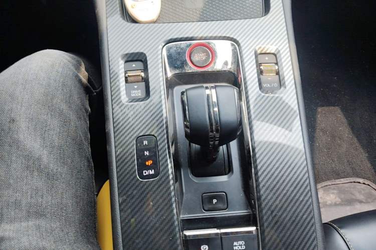 Used GAC Trumpchi EMPOW 2021 270T DCT J16 Version Gear Lever