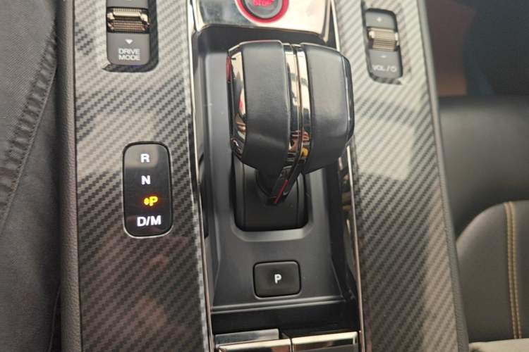 Used GAC Trumpchi EMPOW 2021 270T DCT J15 Version Gear Lever