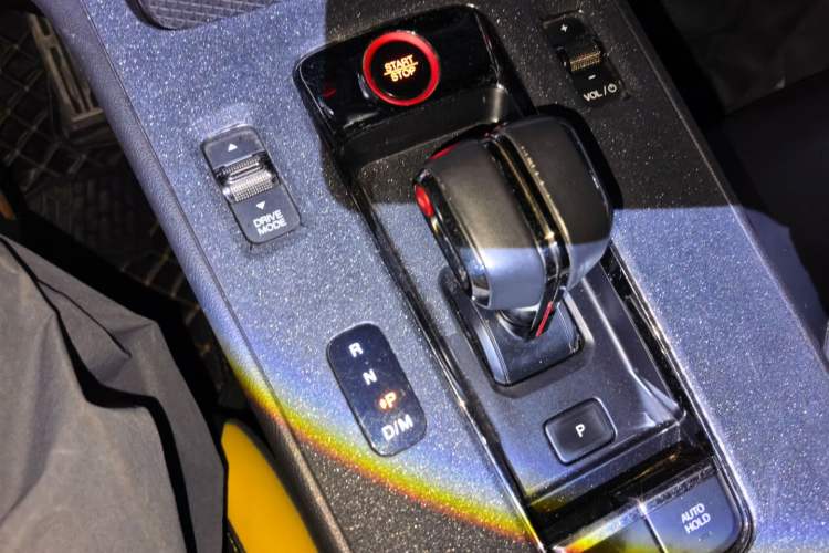Used GAC Trumpchi EMPOW 2021 270T DCT J15 Version Gear Lever
