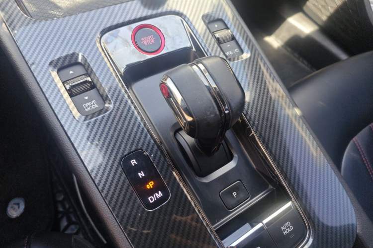 Used GAC Trumpchi EMPOW 2021 270T DCT J16 Version Gear Lever