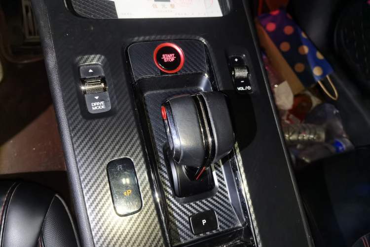 Used GAC Trumpchi EMPOW 2021 270T DCT J16 Version Gear Lever