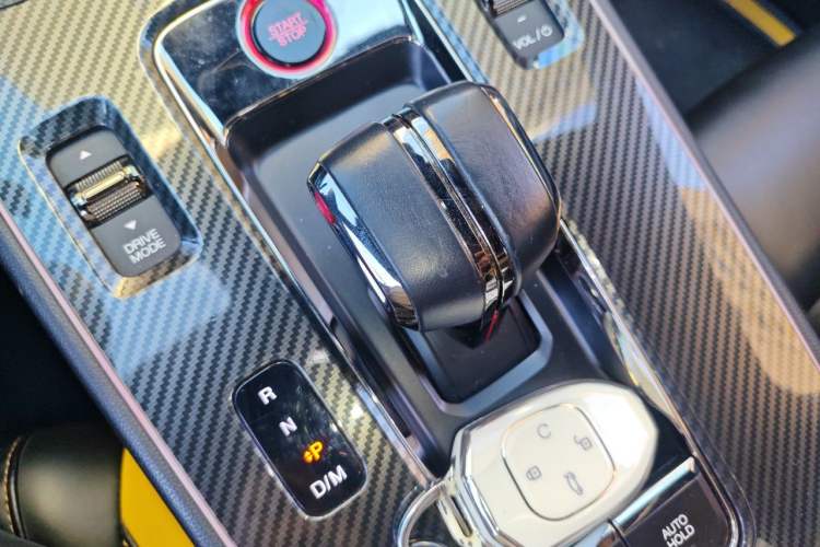 Used GAC Trumpchi EMPOW 2021 270T DCT J16 Version Gear Lever