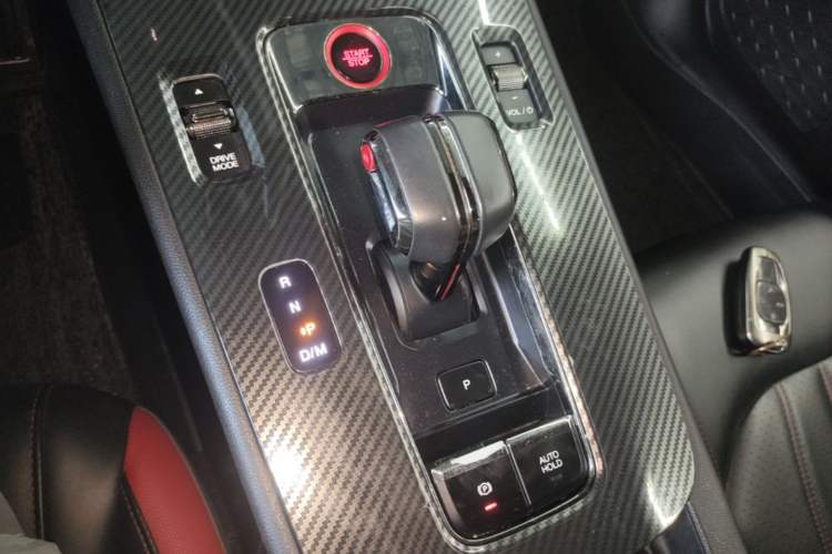 Used GAC Trumpchi EMPOW 2021 270T DCT J16 Version Gear Lever