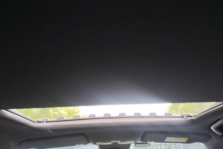 Used GAC Trumpchi EMPOW 2021 270T DCT J16 Version Headliner