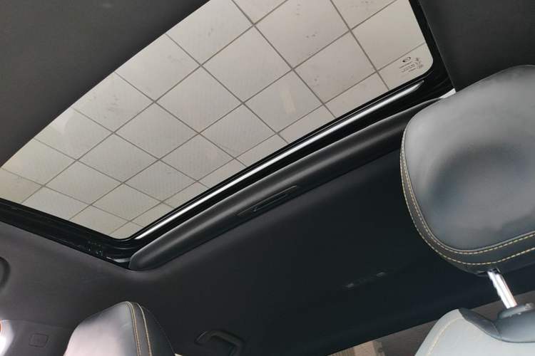 Used GAC Trumpchi EMPOW 2021 270T DCT J11 Version Headliner