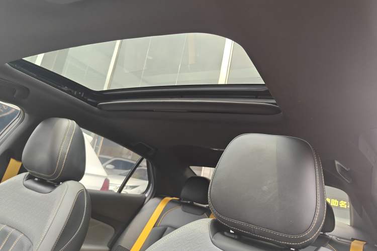 Used GAC Trumpchi EMPOW 2021 270T DCT J15 Version Headliner